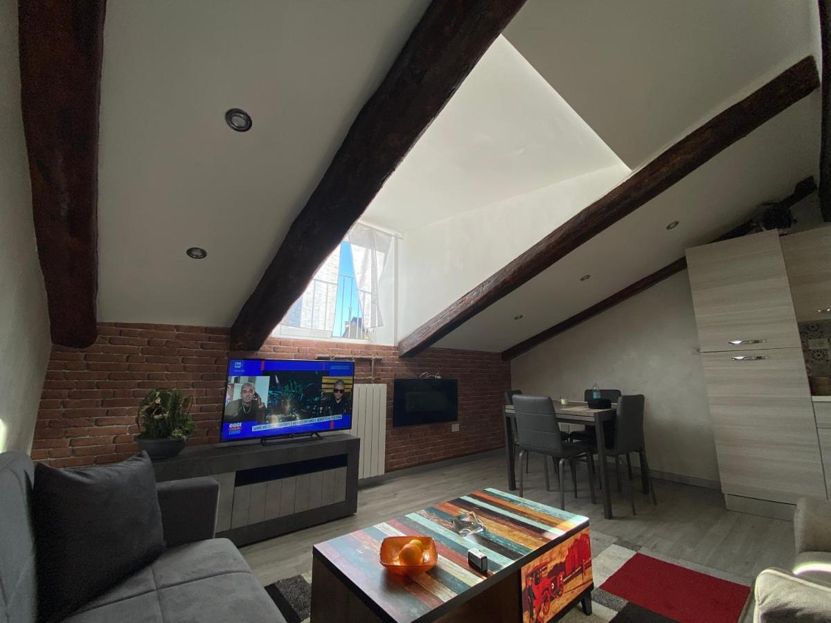 Deluxe Appartment Торино Екстериор снимка